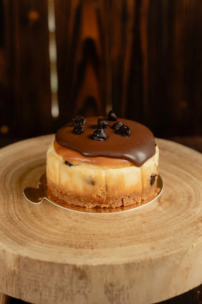 Chocolate Chip Cheesecake (Single Portion) - Kenny Hills Bakers